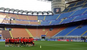 <p>Una imagen del entrenamiento del Atleti en San Siro, el viernes 27.</p>