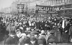 <p>Una imagen de la manifestación del 8 de marzo de 1917, en Petrogrado.</p>