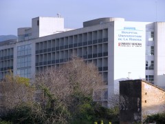 <p>Edificio principal del Hospital Universitario de La Ribera, en Alzira (Valencia)</p>