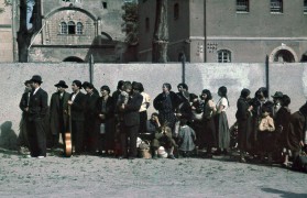 <p>Deportación de población romaní en Asperg, Alemania. 1940.</p>
