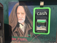 <p>Grafiti de Jeremy Corbyn como Obi-Wan Kenobi en el barrio londinense de Shoreditch.</p>