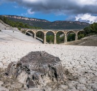 <p>Vista del embalse de Yesa (Aragón), en 2016.</p>