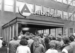 <p>Oficina de empleo en Berlín Oeste (1982). </p>