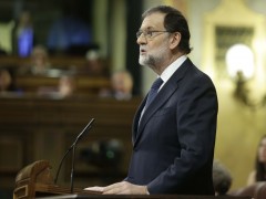 <p>El presidente del Gobierno, Mariano Rajoy, comparece en el Congreso para informar sobre la situación de Cataluña</p>