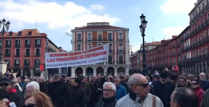 <p>Manifestación de pensionistas en Valladolid, 22 de febrero 2018. </p>