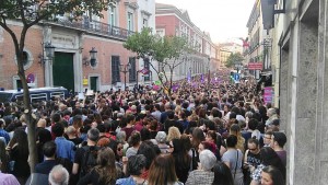 <p>Concentración frente al Ministerio de Justicia en protesta por la sentencia del juicio de la Manada. Madrid, 26 de abril de 2018. </p>