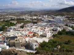 <p>Vista general de Níjar, en Almería, una de las poblaciones con menor renta de España </p>