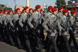 <p>Soldados del <em>Bundeswehr </em>(ejército alemán) pasando instrucción.</p>