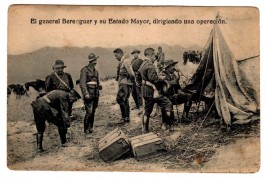 <p>El general Berenguer y su Estado Mayor. Postal de la época. Colección particular.</p>