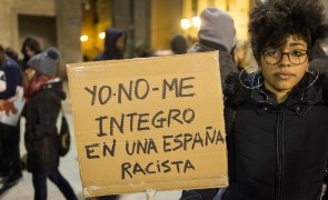 <p>Manifestación en Zaragoza contra el racismo y la xenofobia, 21 de marzo de 2018.</p>