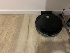 <p>Mi Roomba y sus curvas.</p>