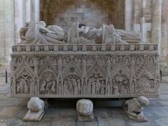 <p>Sepulcro de Inés de Castro en el monasterio de Alcobaça.</p>