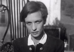 <p>Autoretrato de Annemarie Schwarzenbach.</p>