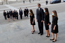 <p>La familia real, en el funeral católico por las víctimas de la Covid-19.</p>