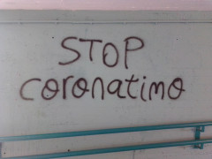 <p>Grafiti negacionista en Valladolid el pasado junio.</p>