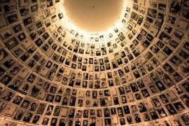 <p>In memoriam de las víctimas del Holocausto en el instituto Yad Vashem. </p>