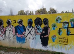<p>El mural pintado por Cynthia Veneno en Huelva que apareció mancillado con esvásticas. </p>