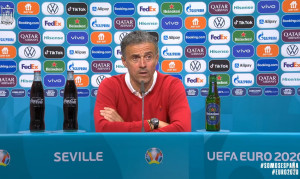 <p>Luis Enrique en rueda de prensa tras el partido contra Polonia en la Eurocopa.</p>