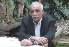 <p>El exministro y crítico de arte Ticio Escobar.</p>