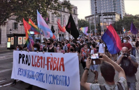 <p>Miles de personas se manifiestan en Barcelona contra la violencia LGBTIfóbica (9 de julio de 2021).</p>