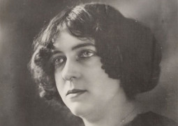 <p>Retrato de la poeta uruguaya Delmira Agustini (1886-1913).</p>
