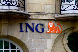<p>Fachada del banco ING, en Bruselas. </p>