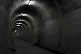 <p>Fotografía de un paso subterráneo. </p>
