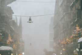 <p>Calle de Zúrich, durante una mañana de invierno.</p>