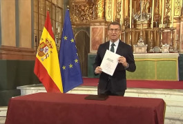 <p>Alberto Núñez Feijóo presentando sus propuestas políticas en el oratorio de San Felipe Neri (Cádiz).</p>