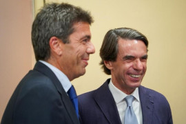 <p>Carlos Mazón, presidente del PP valenciano, junto a José María Aznar en la presentación de un libro el pasado 20 de junio de 2023. / <strong>PP Comunitat Valenciana</strong></p>