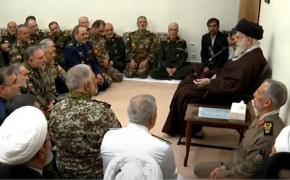 <p>El ayatolá Alí Khamenei felicita a la cúpula militar por el ataque a Israel. / <strong>Al Jazeera</strong></p>