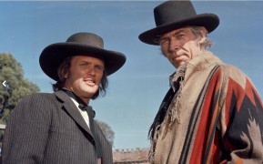 <p>Kris Kristofferson y James Coburn, en el rodaje de 'Pat Garrett y Billy the Kid'.</p>