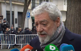 <p>Miguel Ángel Rodríguez comparece ante los medios tras su declaración como testigo en el Tribunal Supremo el 8 de enero. / <strong>RTVE</strong></p>