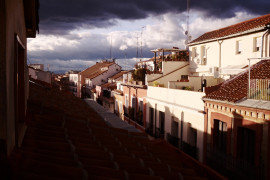 <p>Azoteas de Madrid en un día nublado. / Nicolas Vigier (Dominio público)</p>