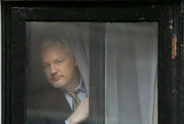 <p>Julian Assange fotografiado en la embajada de Ecuador en Londres, donde buscó refugio en el verano de 2012. / <strong>Kirsty Wigglesworth, NTB</strong></p>