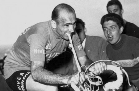 El ciclista Fiorenzo Magni.