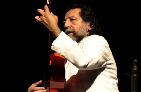 Manuel Molina, compositor, guitarrista y cantaor.