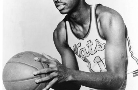 El jugador de la NBA, Earl Lloyd.