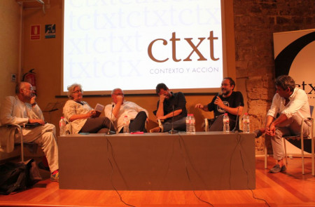 <p>Guillem Martínez, Soledad Gallego-Diaz, Toni Comin, Lluis Rabell, Antonio Baños y Miguel Mora durante, la presentación de la revista CTXT en Barcelona, el pasado 7 de septiembre.</p>