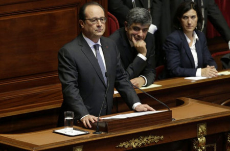 <p>Hollande, durante la sesión conjunta de las Cámaras, en Versalles, el 16 de noviembre.</p>