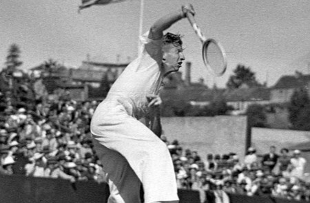 <p>Don Budge. Wimbledon, 1937.</p>