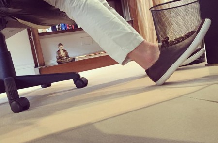 <p>Foto subida por Mauricio Macri a su cuenta de Instagram y que muestra su estilo 'zen' de gobierno.</p>