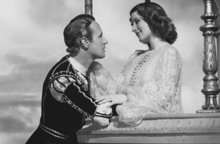 <p>Leslie Howard y Norma Shearer como Romeo y Julieta. </p>