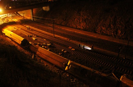 <p>Vagones accidentados cerca de Santiago de Compostela. 24 de julio de 2013. </p>