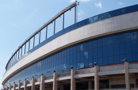 <p>Fachada del estadio Vicente Calderón.</p>