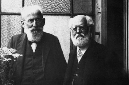 <p>Eduard Bernstein con Karl Kautsky, hacia 1925.</p>