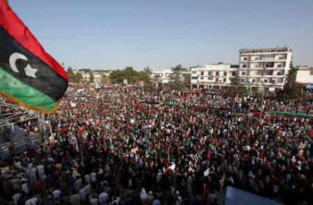 <p>Manifestación contra el régimen de Gadafi en la ciudad de Bayda, en el noreste de Libia, en 2011.</p>