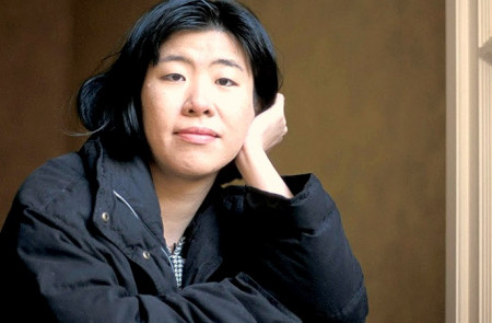 <p>La escritora Banana Yoshimoto, en una fotografía promocional.</p>