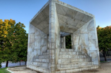 <p>Monumento a la Constitución española de 1978</p>