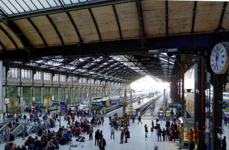 <p>Vista de los andenes de la Gare de Lyon en 2011.</p>